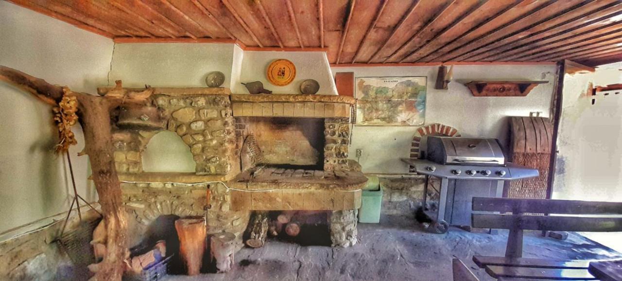 Hotel Divetsite Sliven المظهر الخارجي الصورة