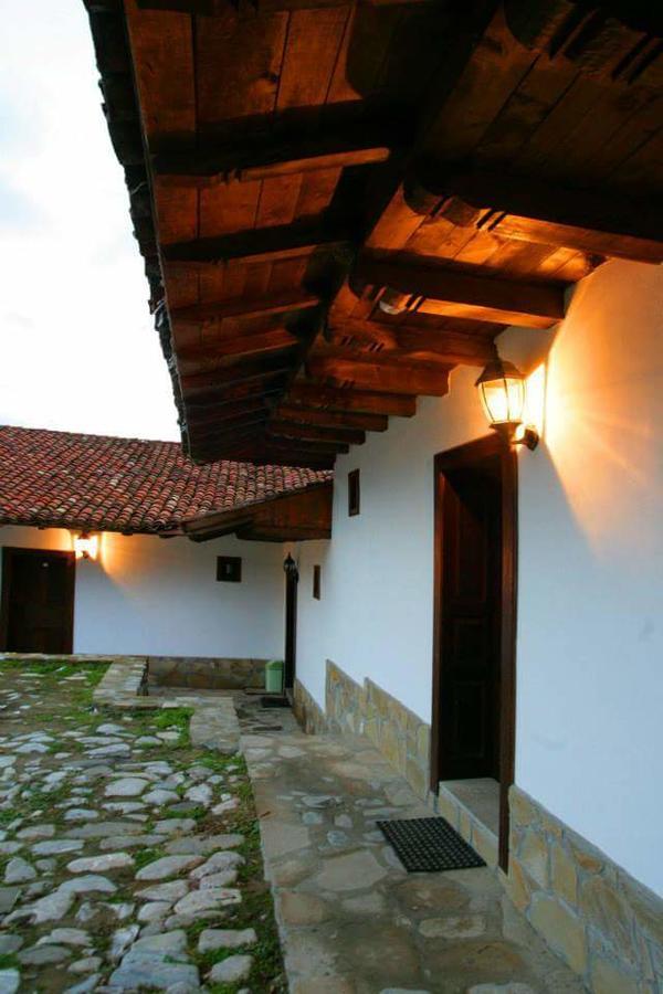 Hotel Divetsite Sliven المظهر الخارجي الصورة
